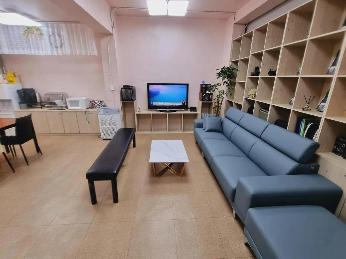 Moon Sun Guesthouse Seoul Guest house