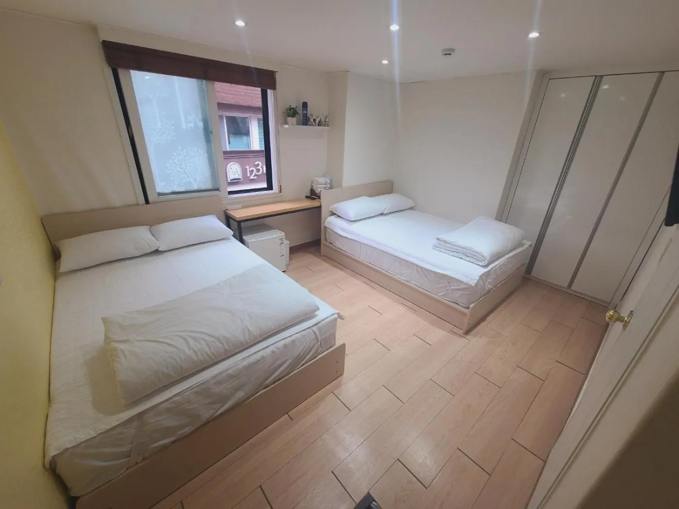 Moon Sun Guesthouse Seoul 2*,  South Korea