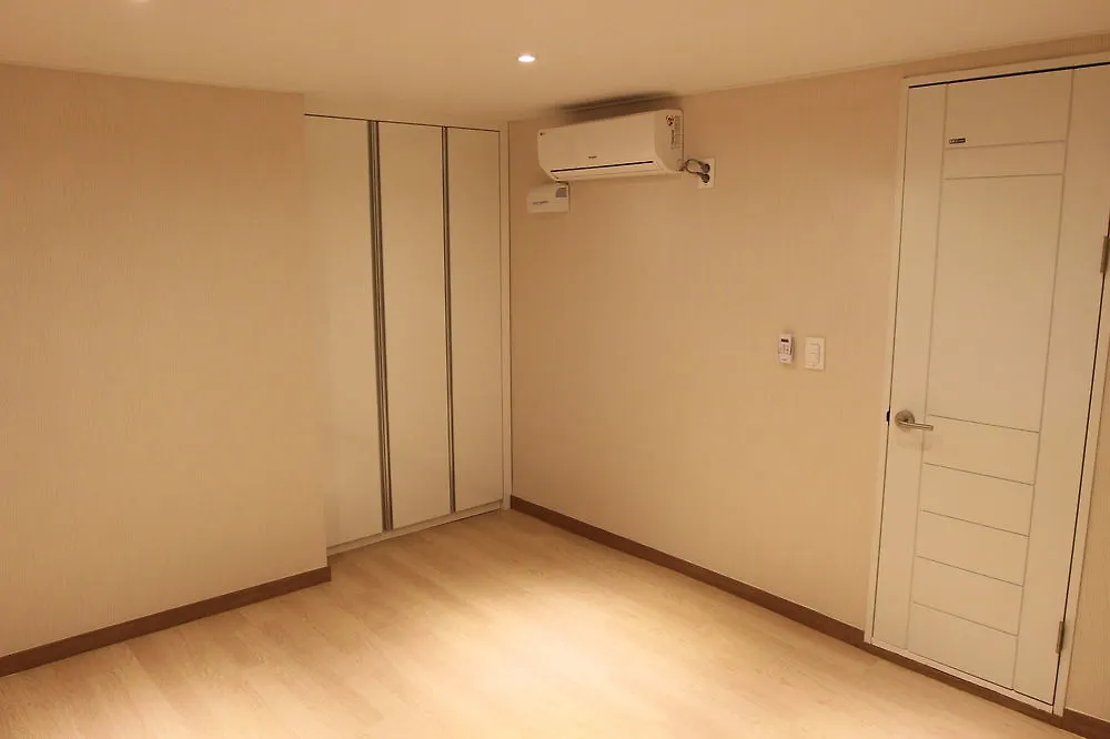 Moon Sun Guesthouse Seoul South Korea